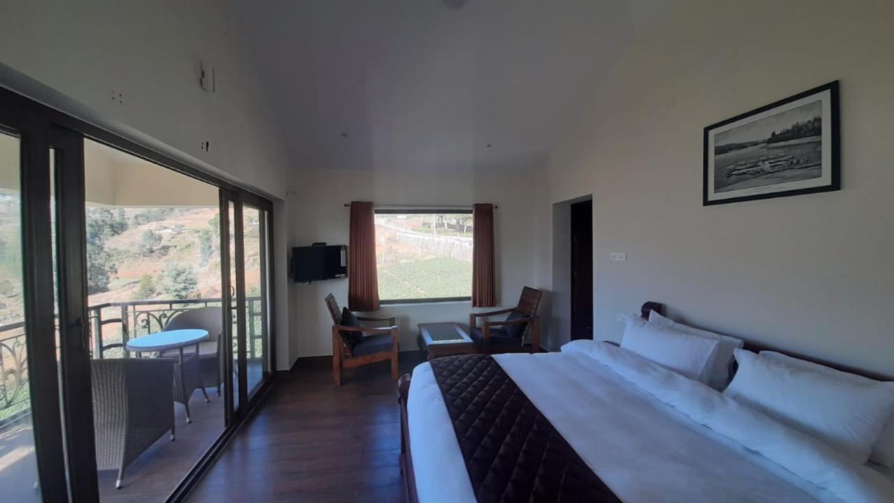 Acorn House Hotel Udagamandalam Exterior photo